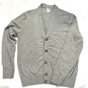 (M) Men’s GAP Cardigan